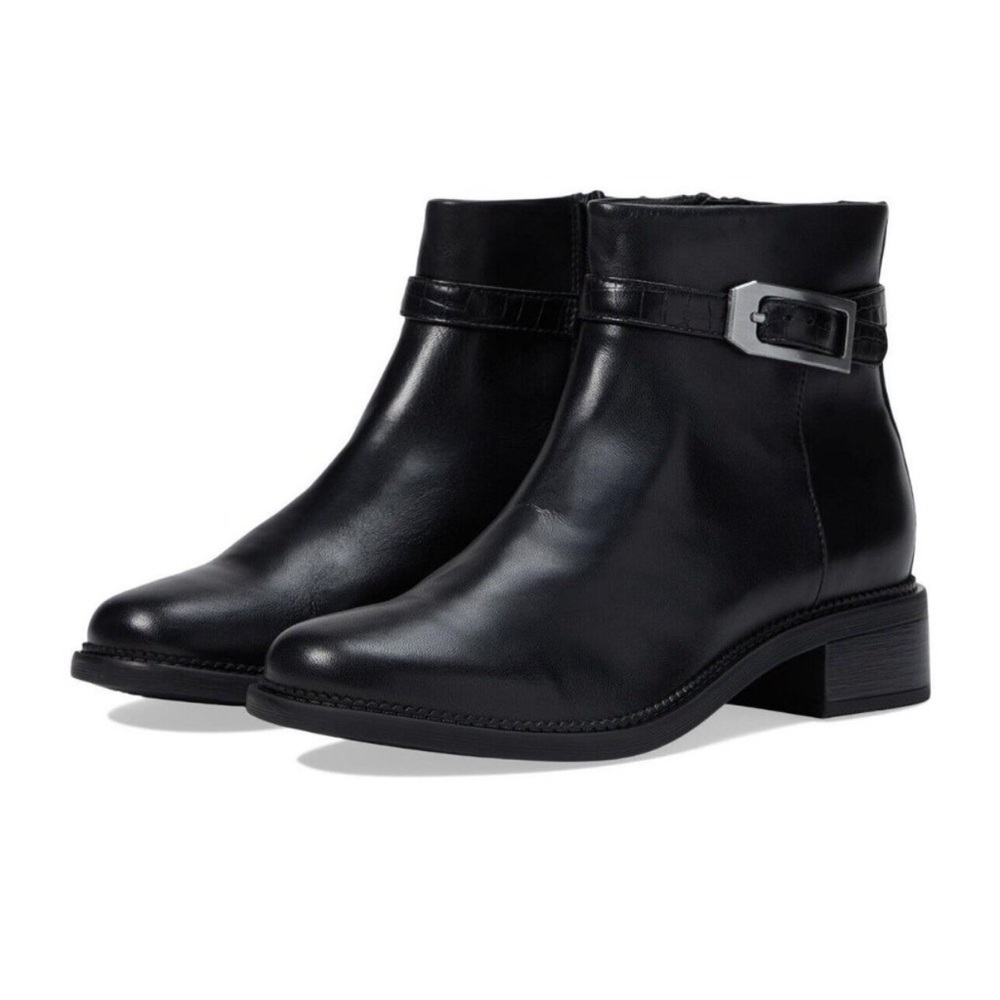 Clarks Women's Maye Grace Fashion‎ Boot Black Leather Sz 11 B36
